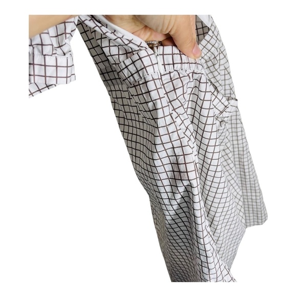 Baum und Pferdgarten
Adalane Puff-Sleeve Dress - Picture 7 of 9